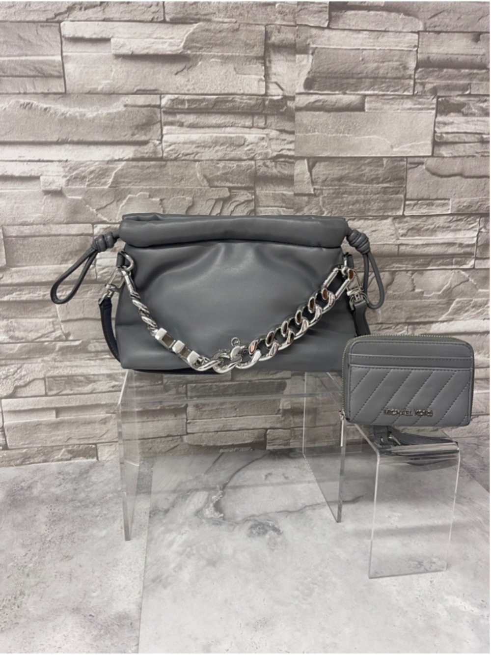 Michael Kors Lina XS Drawstring Crossbody Soft Plush Leather Heather Gray Set - Picture 4 of 16